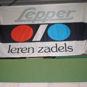 Vlag Lepper leren zadels